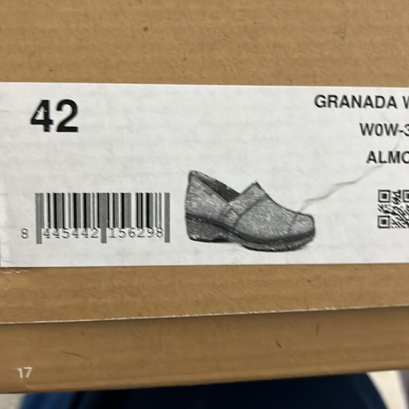 PIKOLINOS Women’s Tan Leather Loafers - Picture 9 of 9